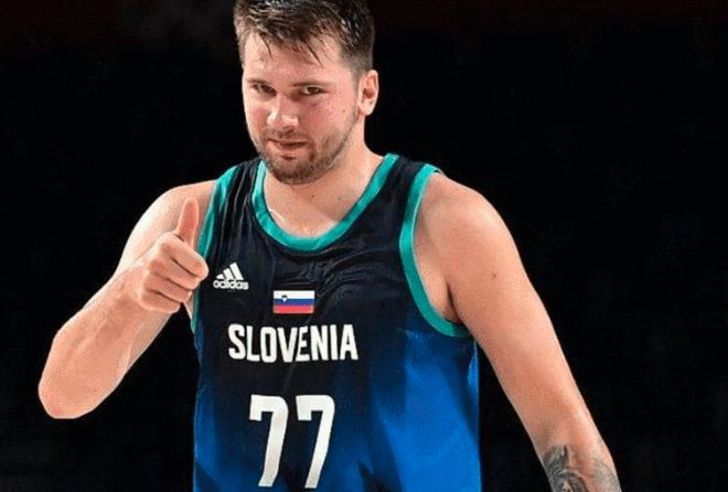 内雷斯灵光闪现，霍伊伦进球嗅觉敏锐，那不勒斯敲开胜利之门！（内雷斯灵感闪耀，霍伊伦把握良机，那不勒斯赢得三分！）