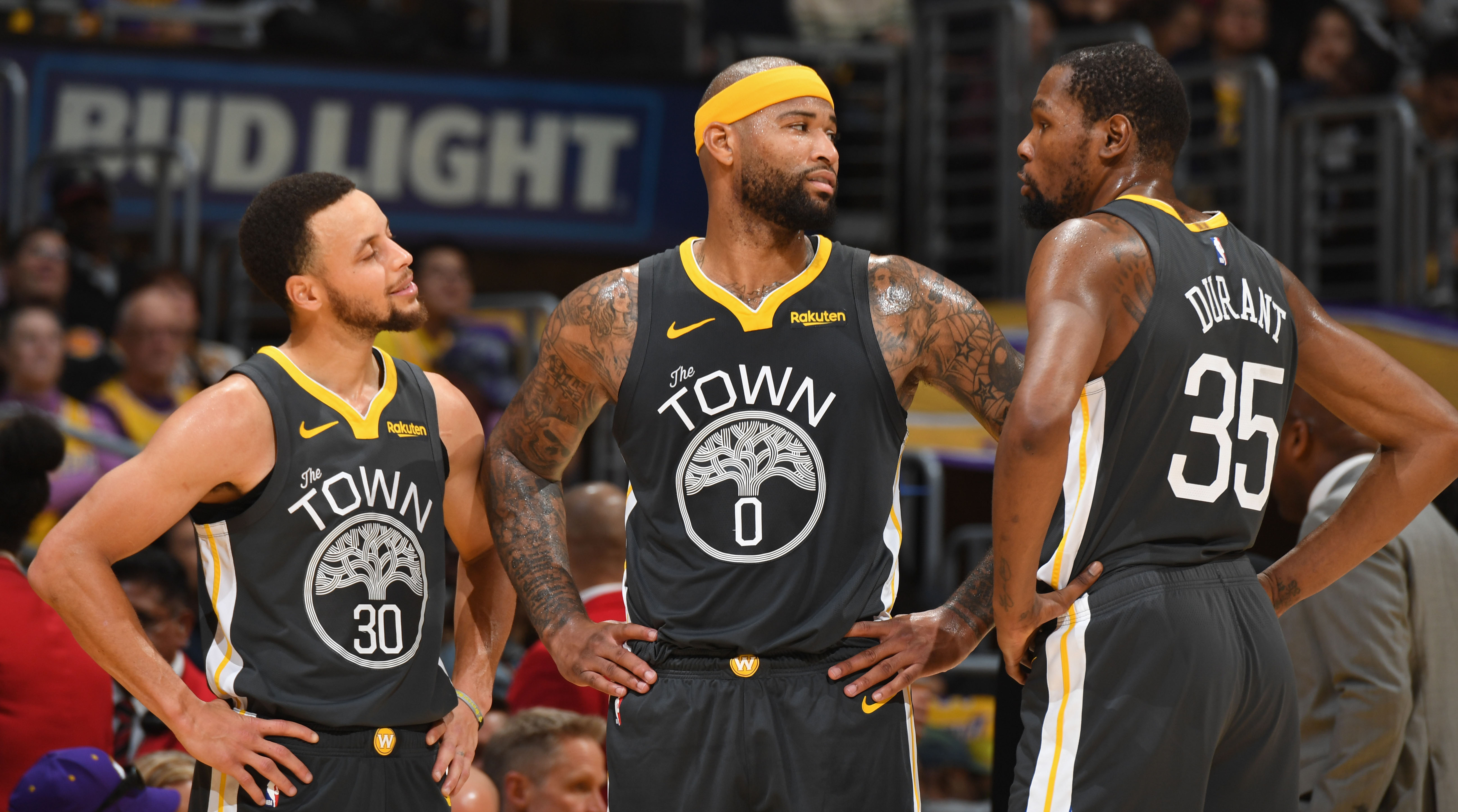 “赛程杀人”！一日三赛拖垮孙颖莎，荒谬安排毁掉国乒巅峰内战（魔鬼赛程！孙颖莎单日三战被拖垮，荒唐安排葬送国乒巅峰对决）